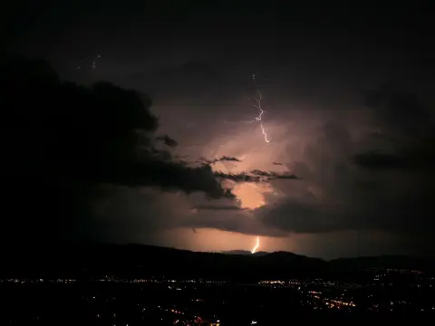  Les jeux d'ambiance insolites à découvrir pour pimenter vos soirées