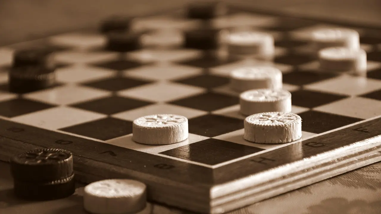 Stratégies pour jeux de plateau à deux