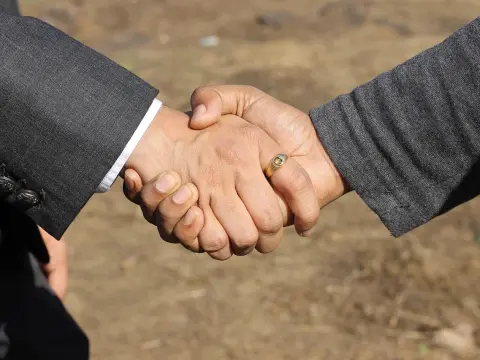  Les jeux d'ambiance pour travailler la communication et la coopération en équipe