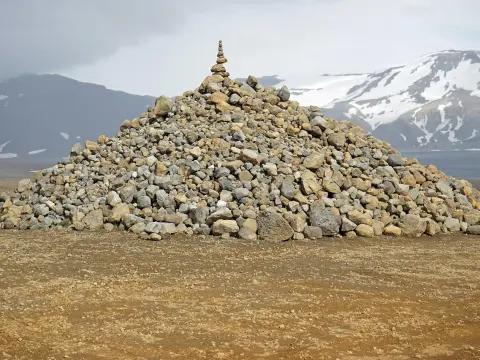  Explorer les mythes nordiques à travers des jeux de plateau immersifs