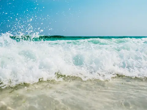 Jeux d'apéro : fun garanti à la plage !