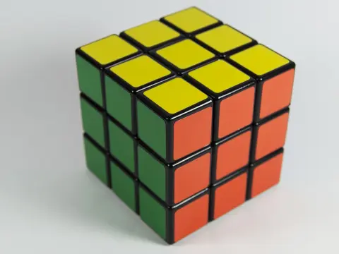 Exploration des variantes du Rubik's