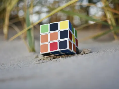 La psychologie derrière la résolution du Rubik's Cube