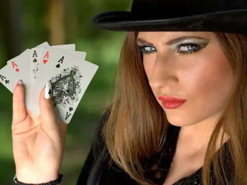 Jeux de bluff pour deux joueurs